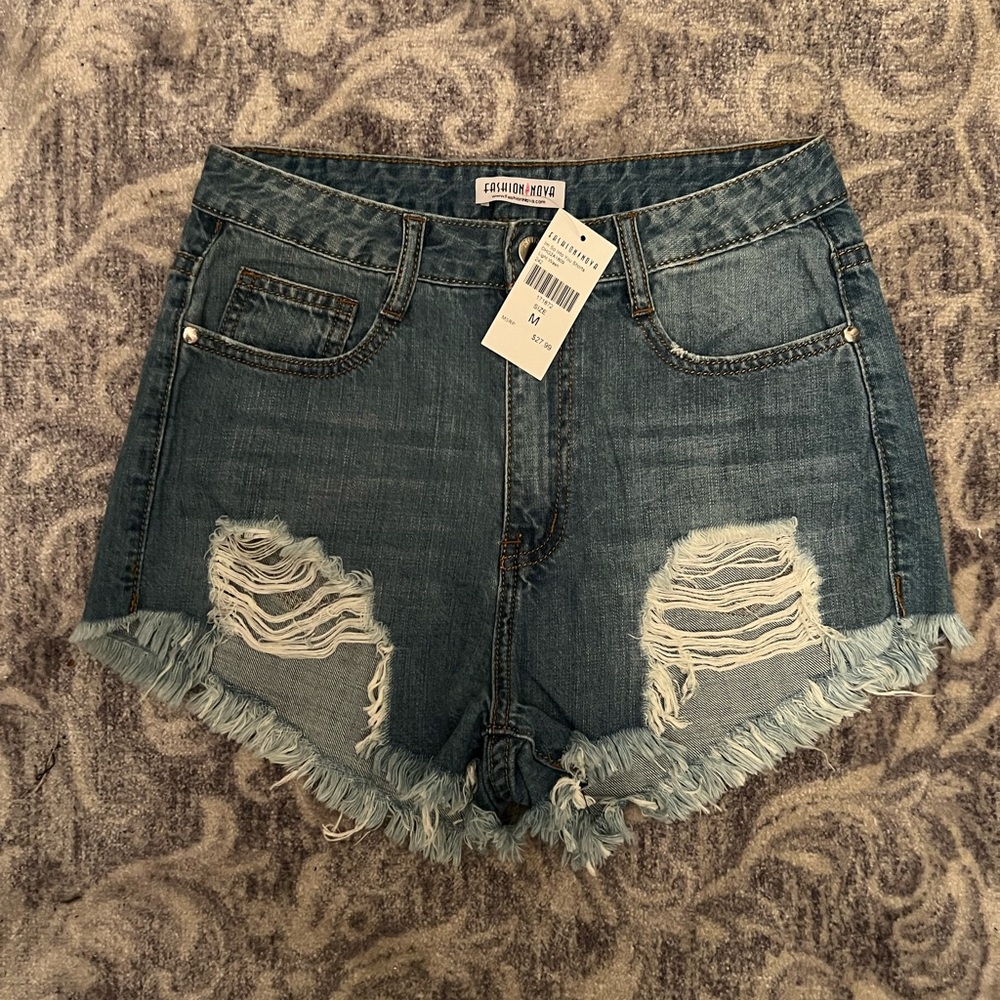 Fashion Nova Shorts NWT
